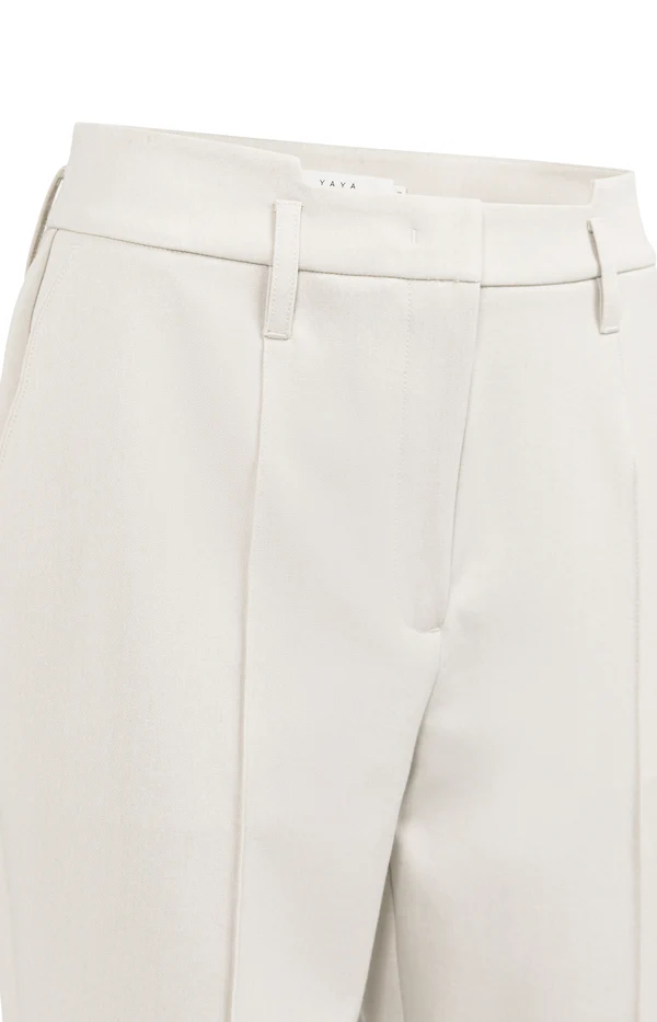 Trousers 01-301239-601 Waistband Detail