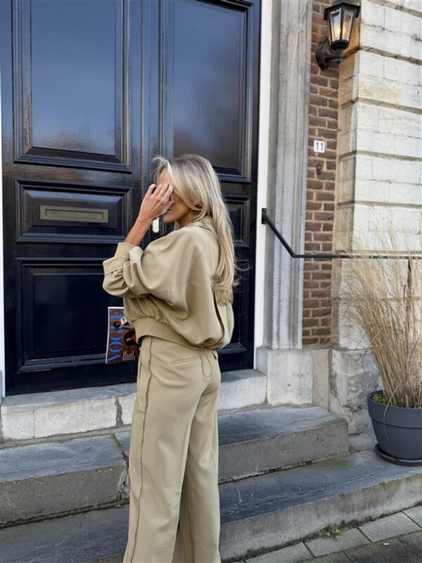 Trousers 01-301240-602 Stitched Details