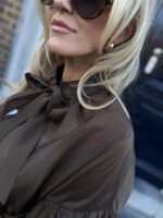 Bow Blouse Lace Details Bruin
