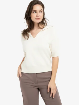 knitted-sweater-with-collar-and-short-sleeves-3_e46e0fa2-8c42-4ea7-981d-c4fbf2afa9e2
