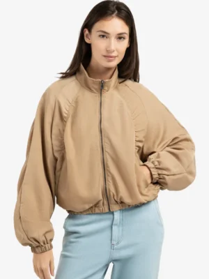 short-oversized-jacket-with-pleated-details-1_0414acd0-529b-482b-86e2-d8dc20334743
