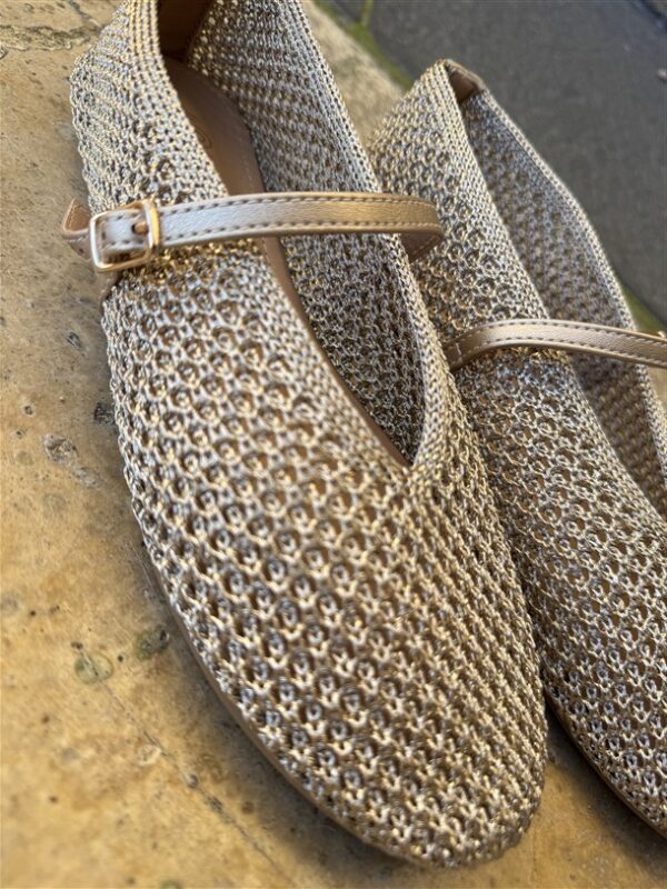 68-415 Everyday Elegance Flat Gold