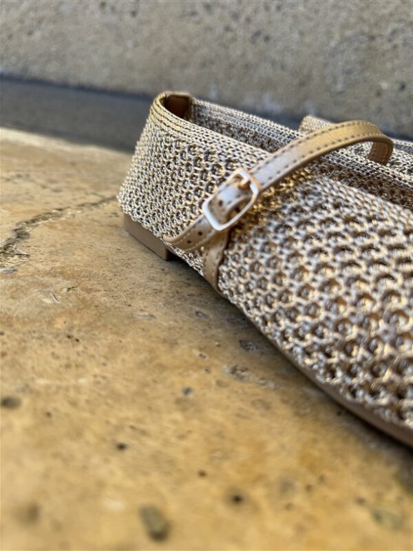 68-415 Everyday Elegance Flat Gold