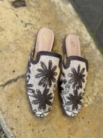 68-418 Soft Bloom Mule Bruin