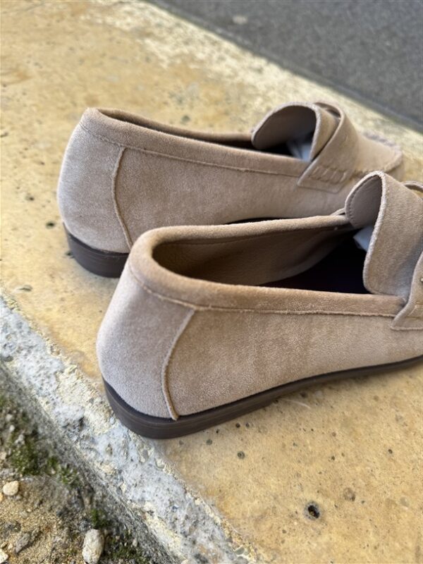Timeless Comfort Loafer Beige