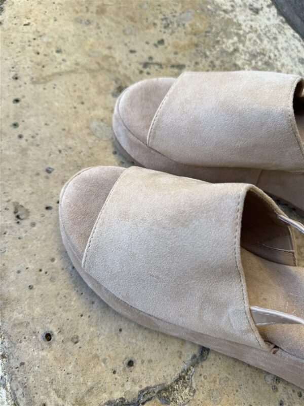 Soft Summer Wedge Suede Beige