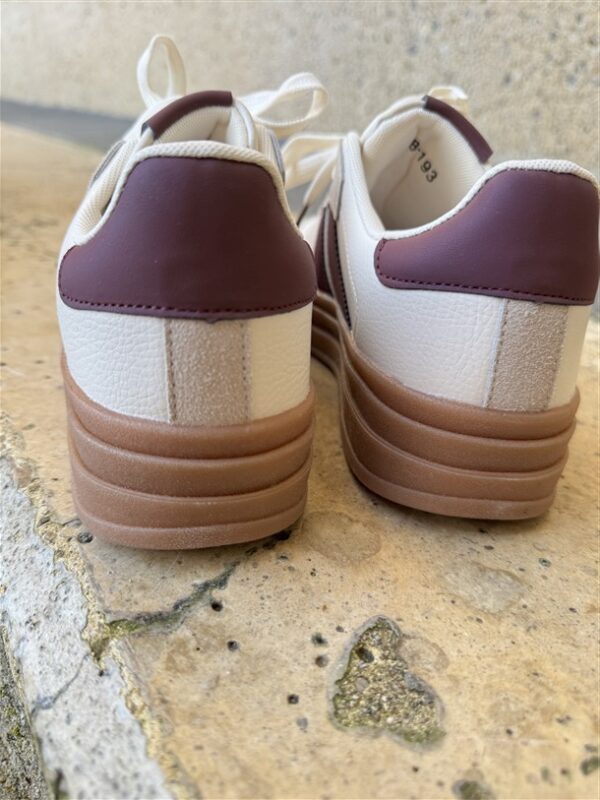 8-193 City Chic Platform Sneaker Bordeau