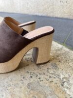 Elegant Platform Mule Bruin