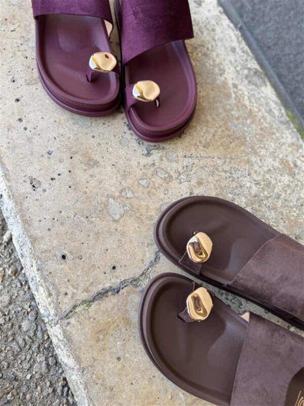 Minimal Luxe Slide Brown