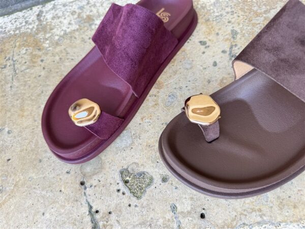 Minimal Luxe Slide Brown