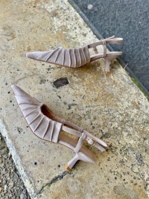 Ls5445a Soft Pleated Slingback Heels