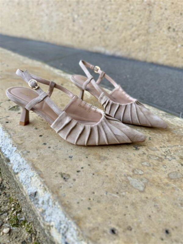 Ls5445a Soft Pleated Slingback Heels
