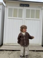 LITTLE LEAN CABLE KNIT CARDIGAN BRUIN