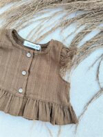 Top Ruffle Buttons Brown