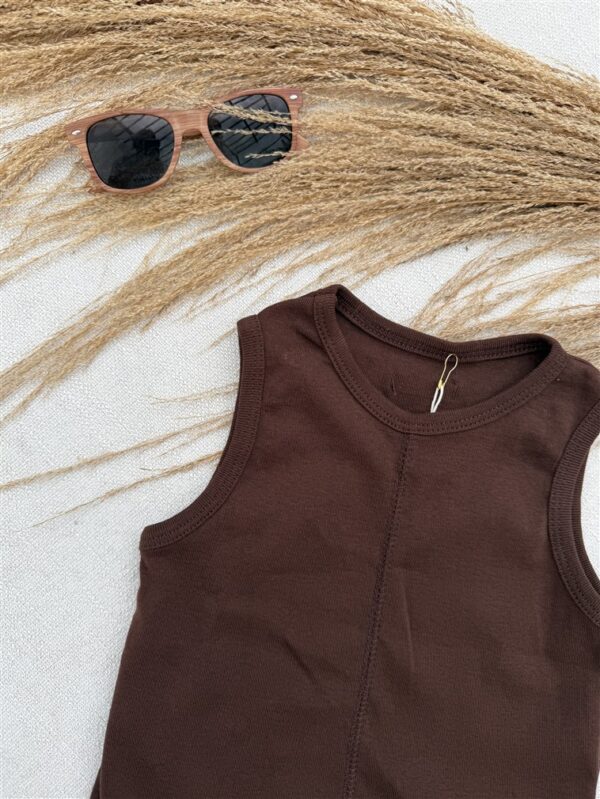Basic Tee Eden Sleeveless Bruin