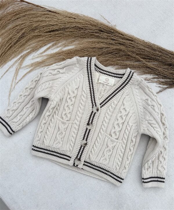LITTLE LEAN CABLE KNIT CARDIGAN BEIGE