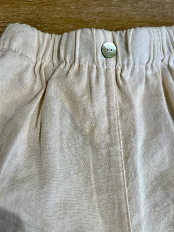 Ll Ruffle Bloom Short Cream