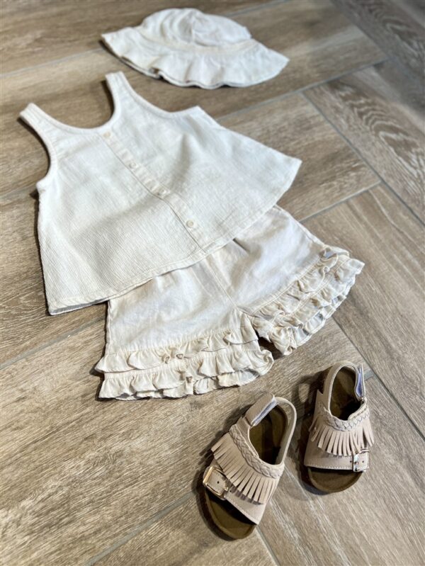 Ll Ruffle Bloom Short Cream