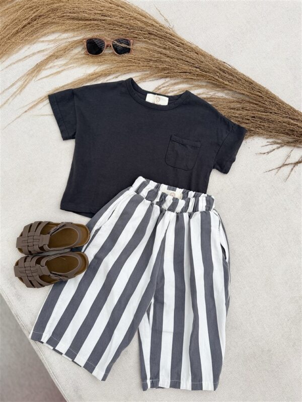 LITTLE LEAN Mila Bermuda Striped