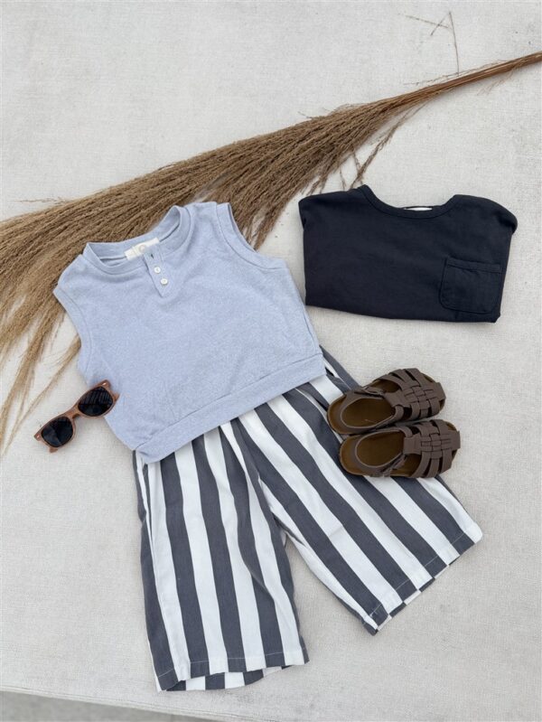LITTLE LEAN Mila Bermuda Striped