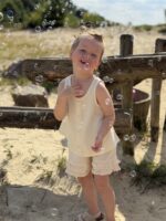 Ll Ruffle Bloom Short Cream