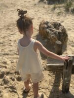Ll Ruffle Bloom Short Cream